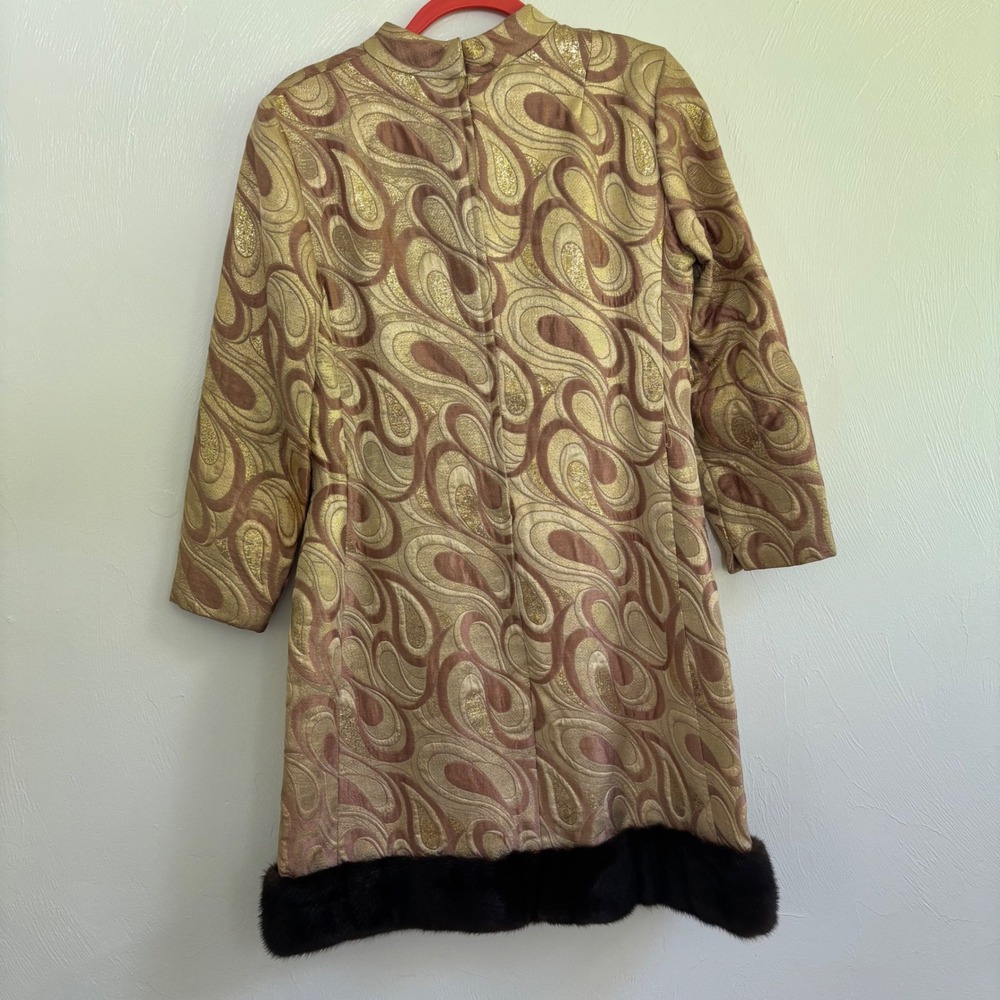 Vintage ILGWU Gold Brocade Dress Size 12 Fits Small Medium Faux Fur Trim Mod 60s - Picture 2 of 14